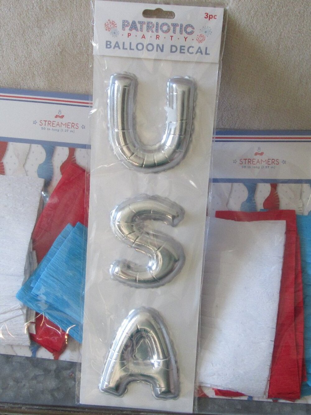 New USA patriotic 4th party decorations; streamers & silver "balloon" sticker